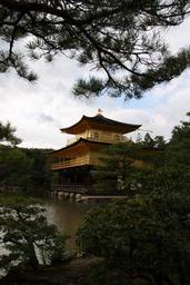 japan-kyoto-shrine-997761.jpg
