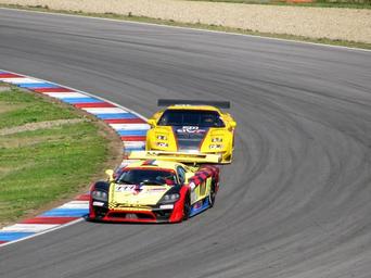 racing-car-sports-automobiles-267940.jpg