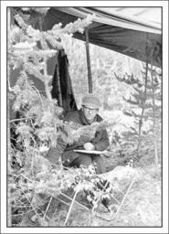 Viktor Zemljachenko observer at Vohtozero (researcher of IAMR) 1977.jpg