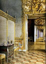 Andrey Zeest - Pantry of Catherine Palace (autochrome).jpg