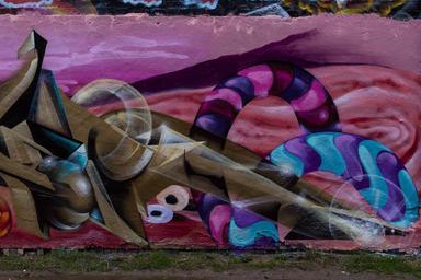 wall-colorful-graffiti-color-746020.jpg