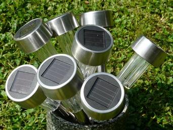 light-solar-cells-lamps-hell-9182.jpg