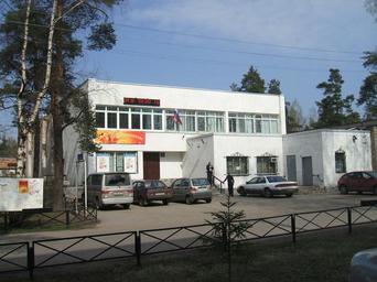 Дом культуры Песочной.JPG