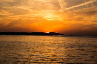 sunset-sea-island-croatia-coast-523912.jpg