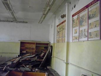 Сестрорецк. Разлив. Алексеевская школа в 2012 г. после пожара10.JPG