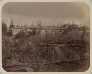 Syr_Darya_Oblast._Tashkent._House_of_the_Governor-General._View_of_the_House_from_the_Garden_WDL10940.png