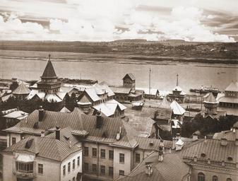 1913. Выставка 300 лет дома Романовых, вид с Всех-Святской церкви.jpg