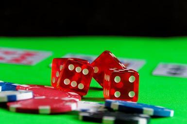 play-poker-cube-gambling-casino-886343.jpg