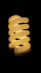 light-energiesparlampe-lamp-1083903.jpg