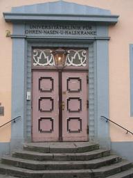 input-door-old-door-gate-wood-1521236.jpg