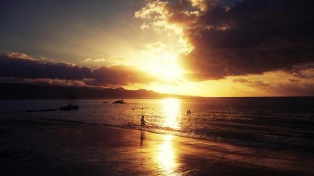 beach-ocean-sunset-sand-sea-1682251.jpg