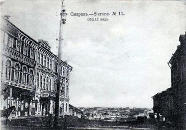 Перекресток_улицы_Большой_и_переулка_Дворянского.jpg