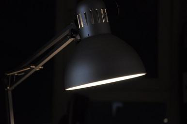 light-fixtures-lamp-desk-lighting-1219458.jpg
