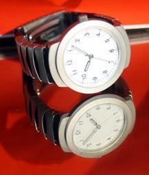 clock-time-stopwatch-wrist-watch-95328.jpg