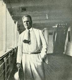 Chaliapin_F._(Шаляпин_Ф._И.)_1936.jpg