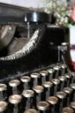 typewriter-old-kappel-79013.jpg