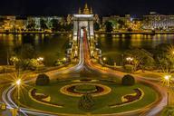 chain-bridge-budapest-hungary-111329.jpg