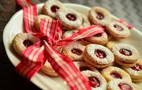 cookie-christmas-cookies-pastries-1065909.jpg