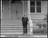 Florin,_California._Reverend_Naito_(Buddhist)_on_steps_of_his_church_prior_to_evacuation._-_NARA_-_537851.jpg