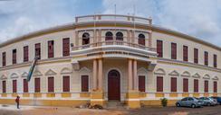 Central Hospital of Maracaibo.jpg