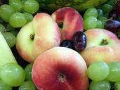 vineyard-peach-grapes-fruit-162723.jpg