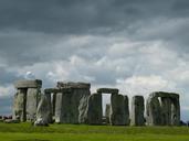 stonehenge-stone-circle-540459.jpg