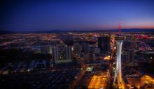 las-vegas-nevada-night-evening-395426.jpg