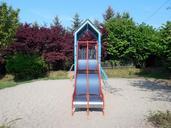 playground-game-device-slide-fun-783482.jpg