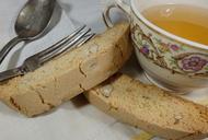 tea-teacup-food-biscotti-1041449.jpg