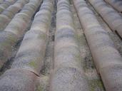 roof-tile-weathered-roofing-brick-1206067.jpg