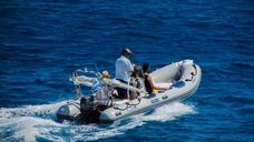 speed-boat-sea-water-speed-fun-1658046.jpg