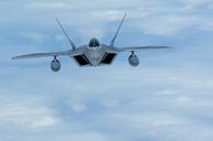 military-raptor-f-22-jet-airplane-582890.jpg