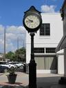 clock-sidewalk-knox-henderson-373550.jpg