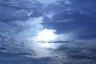 sun-tungsten-blue-glowing-sunbeam-669449.jpg