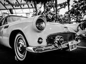 classic-car-automobile-car-retro-584118.jpg