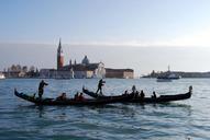 venice-italy-gondola-bridge-laguna-472346.jpg