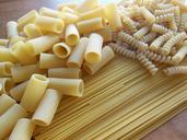 noodles-spaghetti-fussili-penne-631042.jpg