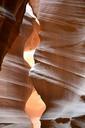 antelope-canyon-cave-pierre-491362.jpg