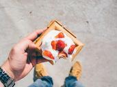 dessert-strawberries-waffles-932365.jpg