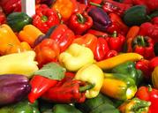 peppers-farmers-market-market-fresh-1213098.jpg