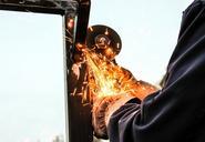 sparks-working-industry-metal-383037.jpg