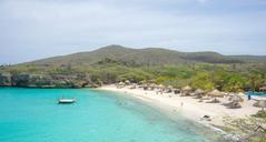 beach-coastline-curacao-sea-ocean-917499.jpg