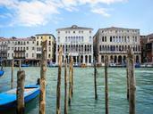 venice-boats-water-canal-europe-594614.jpg