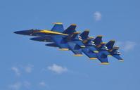 blue-angels-jets-f-18-flight-485330.jpg