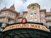 disneyland-park-amusement-tourism-452001.jpg