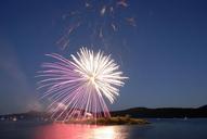 fireworks-celebration-explosion-421214.jpg