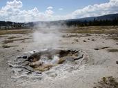 yellowstone-national-park-wyoming-215196.jpg