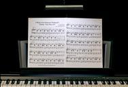 piano-lesson-music-keyboard-piano-422832.jpg