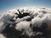 parachute-skydiving-parachuting-713653.jpg