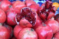 pomegranate-fruit-pomegranates-1028703.jpg